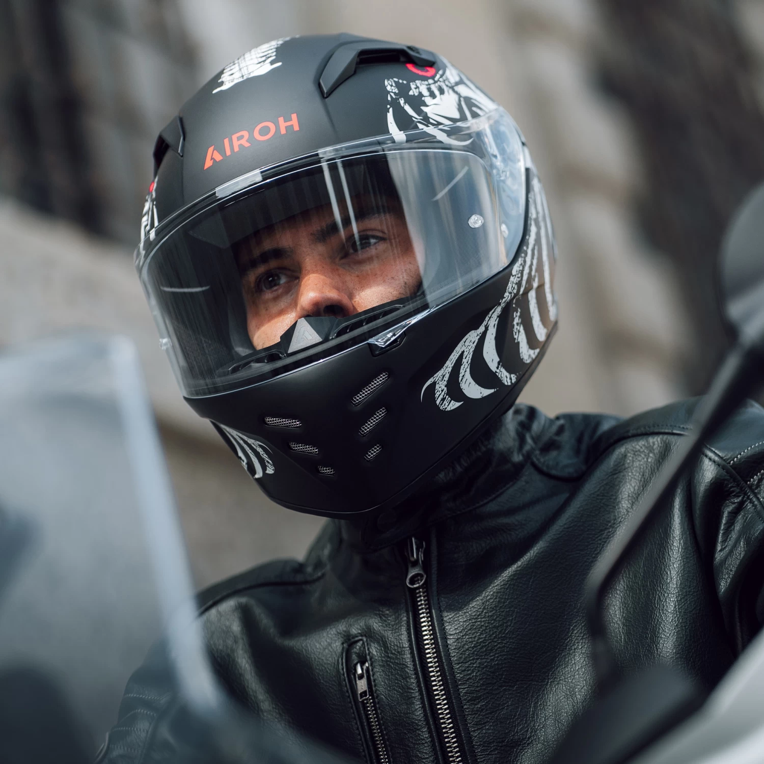 Airoh Connor Myth Helmet 6 Airoh Connor Myth Helmet - Image 4