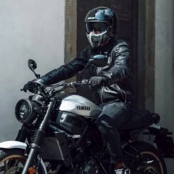 Airoh J110 Paesly Helmet – Black -Motorcycle Riding Equipment Airoh J110 Paesly Motorcycle Helmet Black Lifestyle 1