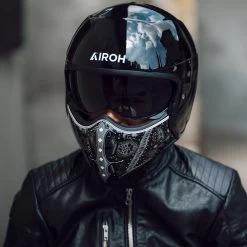 Airoh J110 Paesly Helmet – Black -Motorcycle Riding Equipment Airoh J110 Paesly Motorcycle Helmet Black Lifestyle 2