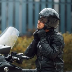 Airoh J110 Plain Helmet – Glitter Black 28 Airoh J110 Plain Helmet – Glitter Black -Motorcycle Riding Equipment Airoh J110 Plain Motorcycle Helmet Glitter Black Lifestyle 4