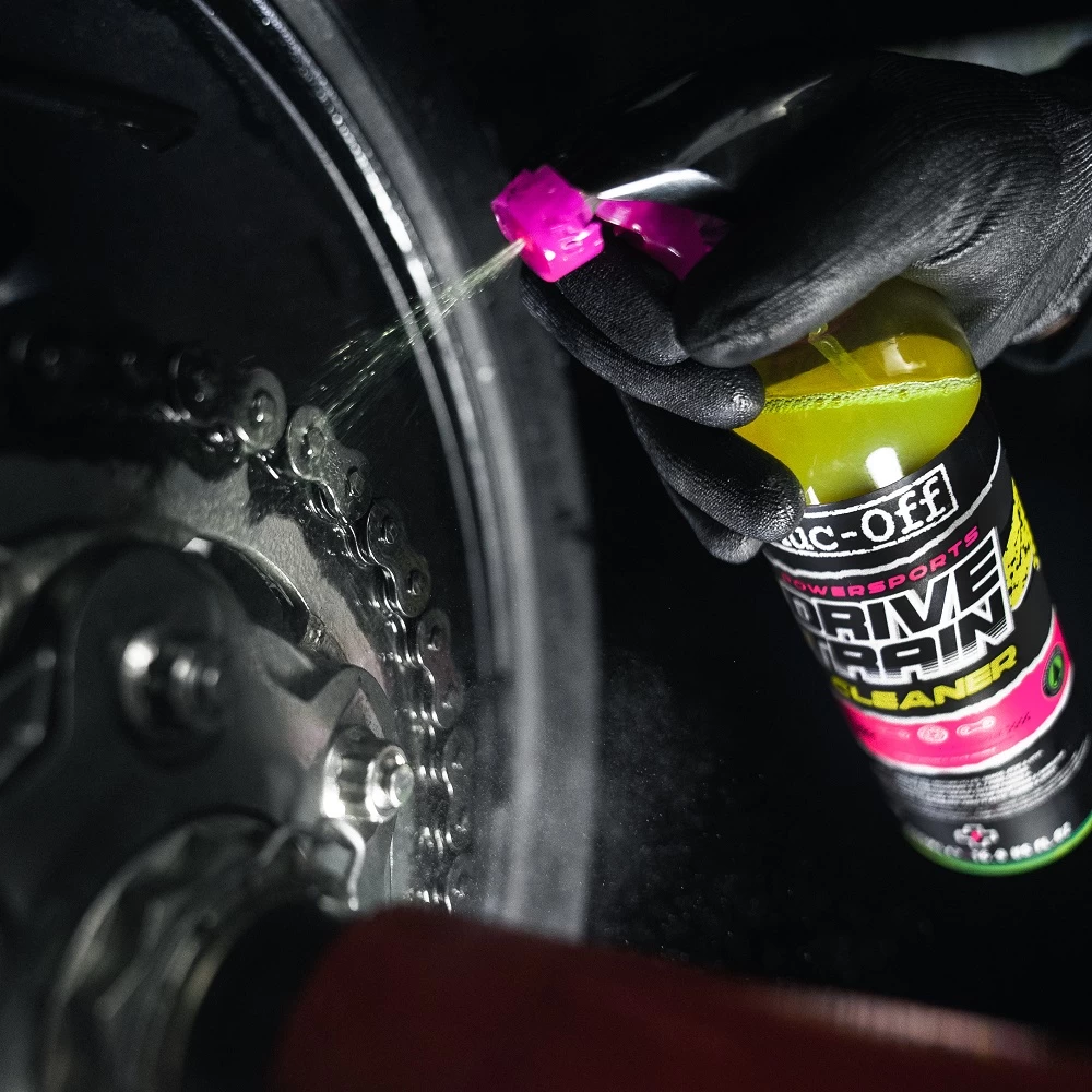 Muc-Off Powersports Drive Train Cleaner 5 Muc-Off Powersports Drive Train Cleaner - Image 3