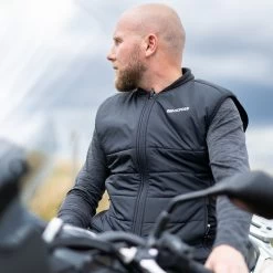 Oxford Advanced Expedition Mid Layer Gilet – Black -Motorcycle Riding Equipment Oxford Advanced Expedition Motorcycle Gilet Black LA230101 Lifestyle 1