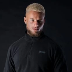 Oxford Advanced Micro Fleece Mid Layer Top – Black -Motorcycle Riding Equipment Oxford Advanced Micro Fleece Mid Layer Motorcycle Top LA214501 Lifestyle 3