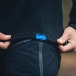 Oxford Advanced Micro Fleece Mid Layer Top – Black -Motorcycle Riding Equipment Oxford Advanced Micro Fleece Mid Layer Motorcycle Top LA214501 Lifestyle 9