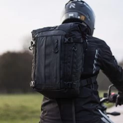 Oxford Atlas B-30 Backpack – Black -Motorcycle Riding Equipment Oxford Atlas B 20 Advanced Motorcycle Backpack Black OL00301 Lifestyle 3 1