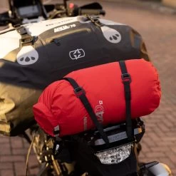 Oxford Atlas G-Hook 26 Mm Straps – Black 22 Oxford Atlas G-Hook 26 Mm Straps – Black -Motorcycle Riding Equipment Oxford Atlas G Hook Motorcycle Luggage Straps 26 mm Lifestyle 2