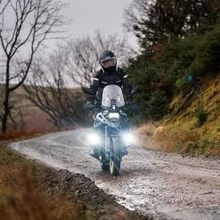 Oxford Auxiliary Lights 20 Oxford Auxiliary Lights -Motorcycle Riding Equipment Oxford Auxiliary Motorcycle Lights EL380 Lifestyle 2