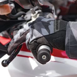 Oxford Byron Gloves – Grey/Camo -Motorcycle Riding Equipment Oxford Byron Motorcycle Gloves Camo Lifestyle 1