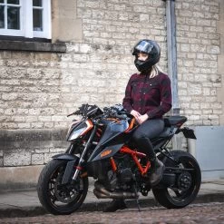 Oxford Kickback 2.0 Women’s Shirt – Red -Motorcycle Riding Equipment Oxford Kickback 2.0 Ladies Motorcycle Shirt Red Lifestyle 2