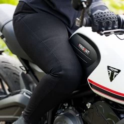 Oxford Original AA Super Stretch Women’s Jeans – Black -Motorcycle Riding Equipment Oxford Original AA Super Stretch Ladies Motorcycle Jeans Black Lifestyle 2