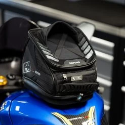 Oxford Q4R Black Tank Bag -Motorcycle Riding Equipment Oxford Q4R Motorcycle Tank Bag Black OL290 Lifestyle 2