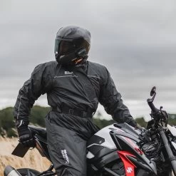 Oxford Rainseal Over Suit – Black -Motorcycle Riding Equipment Oxford Rainseal Motorcycle Over Suit Black Lifestyle 1