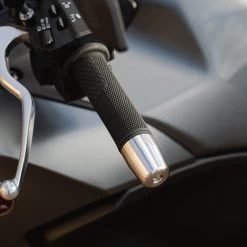 Oxford SS260 Bar End Weights -Motorcycle Riding Equipment Oxford SS260 Motorcycle Bar End Weights OX546 Lifestyle 1