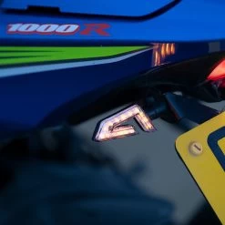 Oxford Signal 4 LED Indicators 8 Oxford Signal 4 LED Indicators -Motorcycle Riding Equipment Oxford Signal 4 LED Motorcycle Indicators EL323 Lifestyle 1