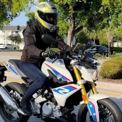 Oxford Super 2.0 Women’s Jeggings – Indigo -Motorcycle Riding Equipment Oxford Super 2.0 Ladies Motorcycle Jeggings Indigo Lifestyle 2