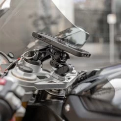 Quad Lock Motorcycle Phone Vibration Dampener -Motorcycle Riding Equipment Quad Lock Motorcycle Phone Vibration Dampener 560048 Lifestyle 7