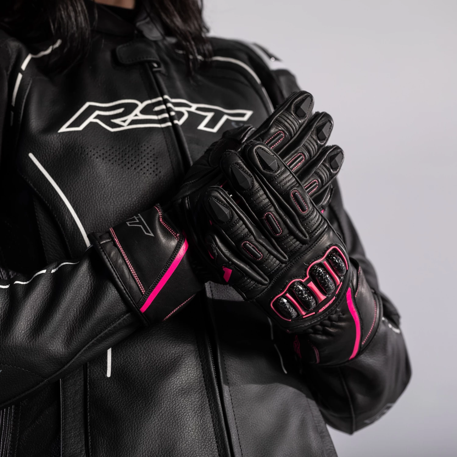 RST S1 Women’s Gloves – Black/Neon Pink 16 RST S1 Women’s Gloves – Black/Neon Pink - Image 14
