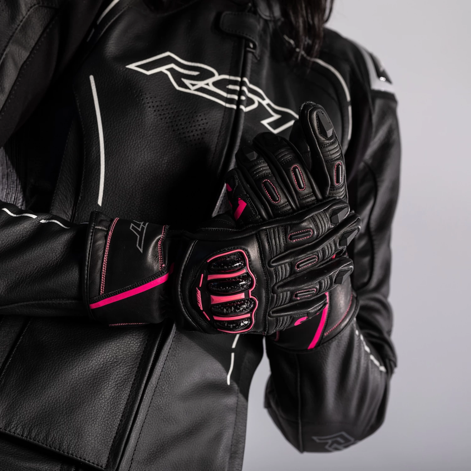 RST S1 Women’s Gloves – Black/Neon Pink 17 RST S1 Women’s Gloves – Black/Neon Pink - Image 15