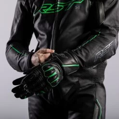 RST S1 Gloves – Black/Black -Motorcycle Riding Equipment RST S1 Motorcycle Gloves Green Lifestyle 2 1