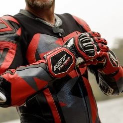 RST Tractech Evo 4 Gloves – White/White/Black -Motorcycle Riding Equipment RST TracTech Evo 4 Motorcycle Gloves Red Lifestyle 1 2