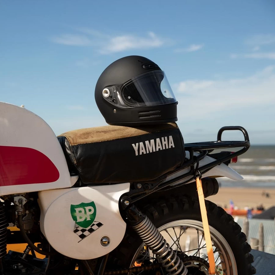 Shoei Glamster 06 Plain Helmet – Off White 6 Shoei Glamster 06 Plain Helmet – Off White - Image 4