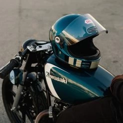 Shoei Glamster 06 Plain Helmet – Off White 19 Shoei Glamster 06 Plain Helmet – Off White -Motorcycle Riding Equipment Shoei Glamster Resurrection Helmet Lifestyle 1 1