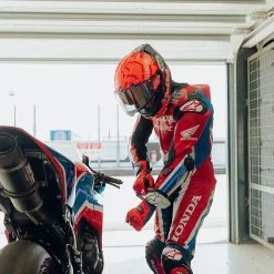 Shoei X-SPR Pro Plain Helmet – White -Motorcycle Riding Equipment Shoei X SPR Pro Motorcycle Helmet Lifestyle 6