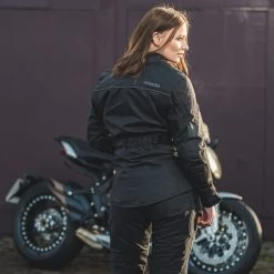 Spada Metro Women’s Trousers – Black -Motorcycle Riding Equipment Spada Metro CE Ladies Motorcycle Trousers Lifestyle 6