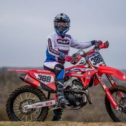 Wulfsport Corsair Jersey – Green -Motorcycle Riding Equipment Wulfsport Corsair Motocross Kit Lifestyle 6 1 3