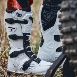 Wulfsport Trackstar Boots 40 Wulfsport Trackstar Boots -Motorcycle Riding Equipment Wulfsport Trackstar Off Road Motorcycle Boots White Lifestyle 1